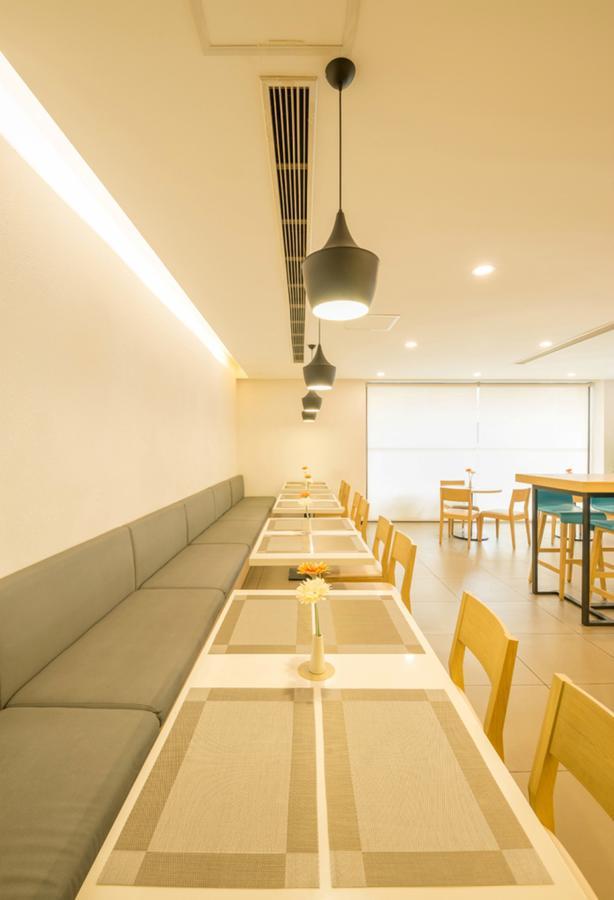 Hanting Hotel Qingdao Zhanqiao Railway Station Екстериор снимка